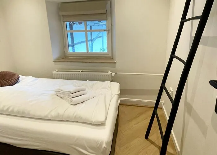 Pleasant Near Valkenburg بيت للعطل