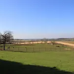 Pleasant Near Valkenburg בית נופש *